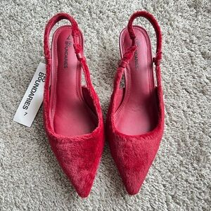 No Boundaries Women's Vibrant Red Heels. Size 7